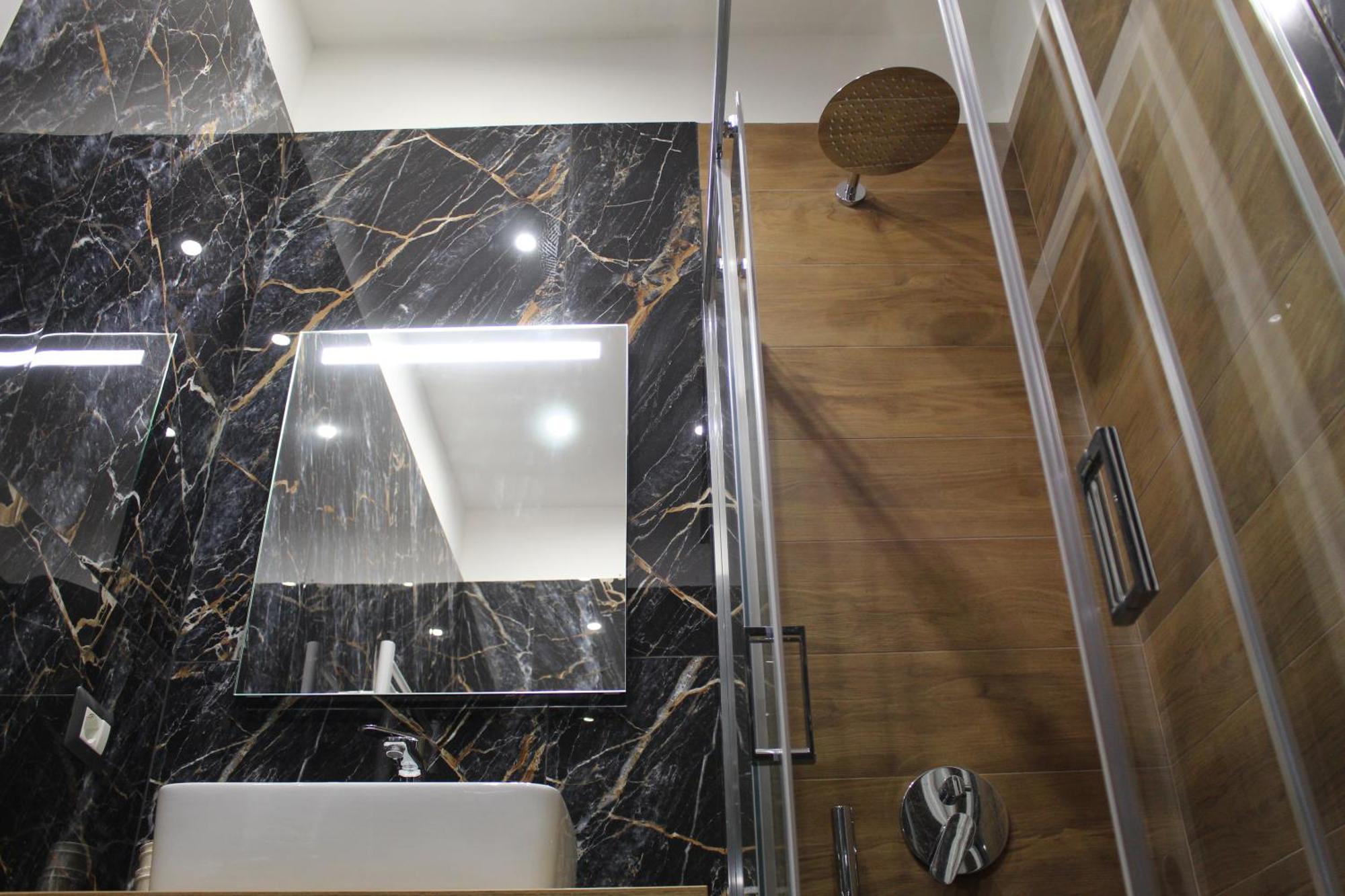 Blackwoody Contemporary Rooms - Napoli Centro Storico المظهر الخارجي الصورة